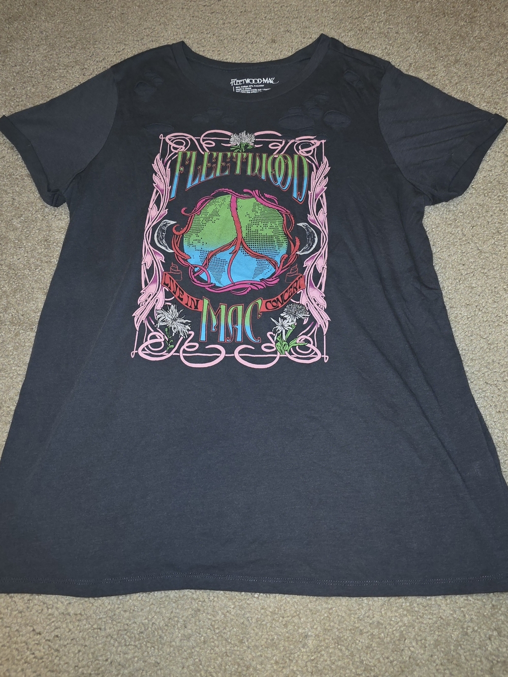 Fleetwood Mac Women's Plus 1X Black Distressed Graphic Crew Neck T-Shirt Torrid